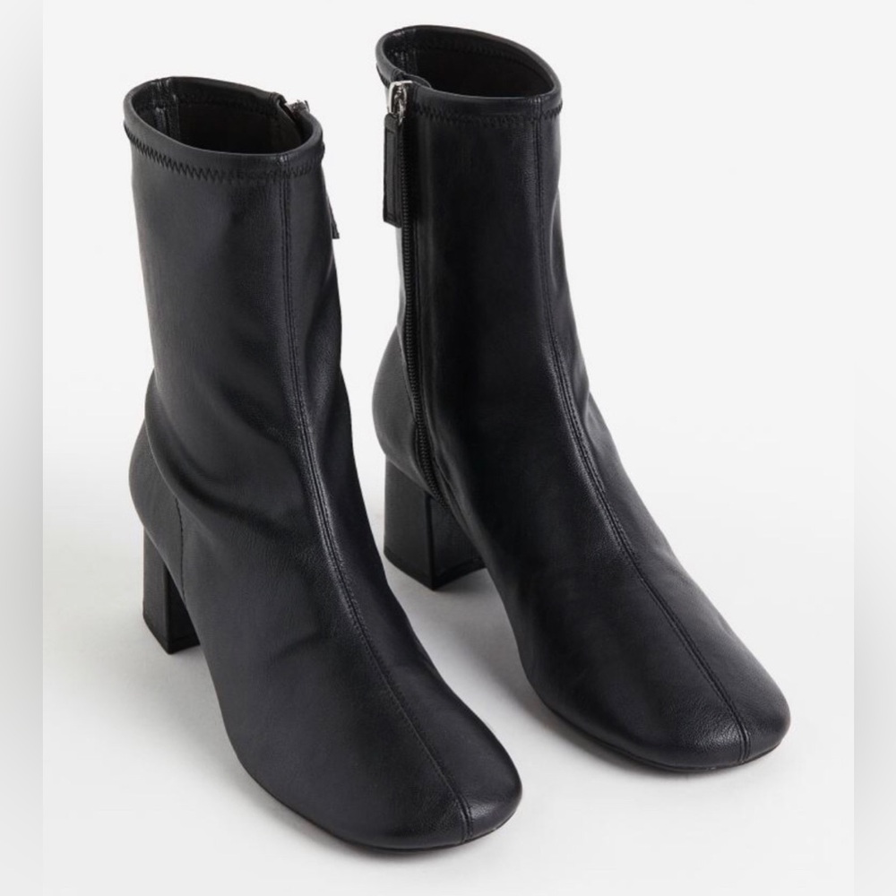 Nwt  H&M ankle high socks boot black size 10 vegan leather
